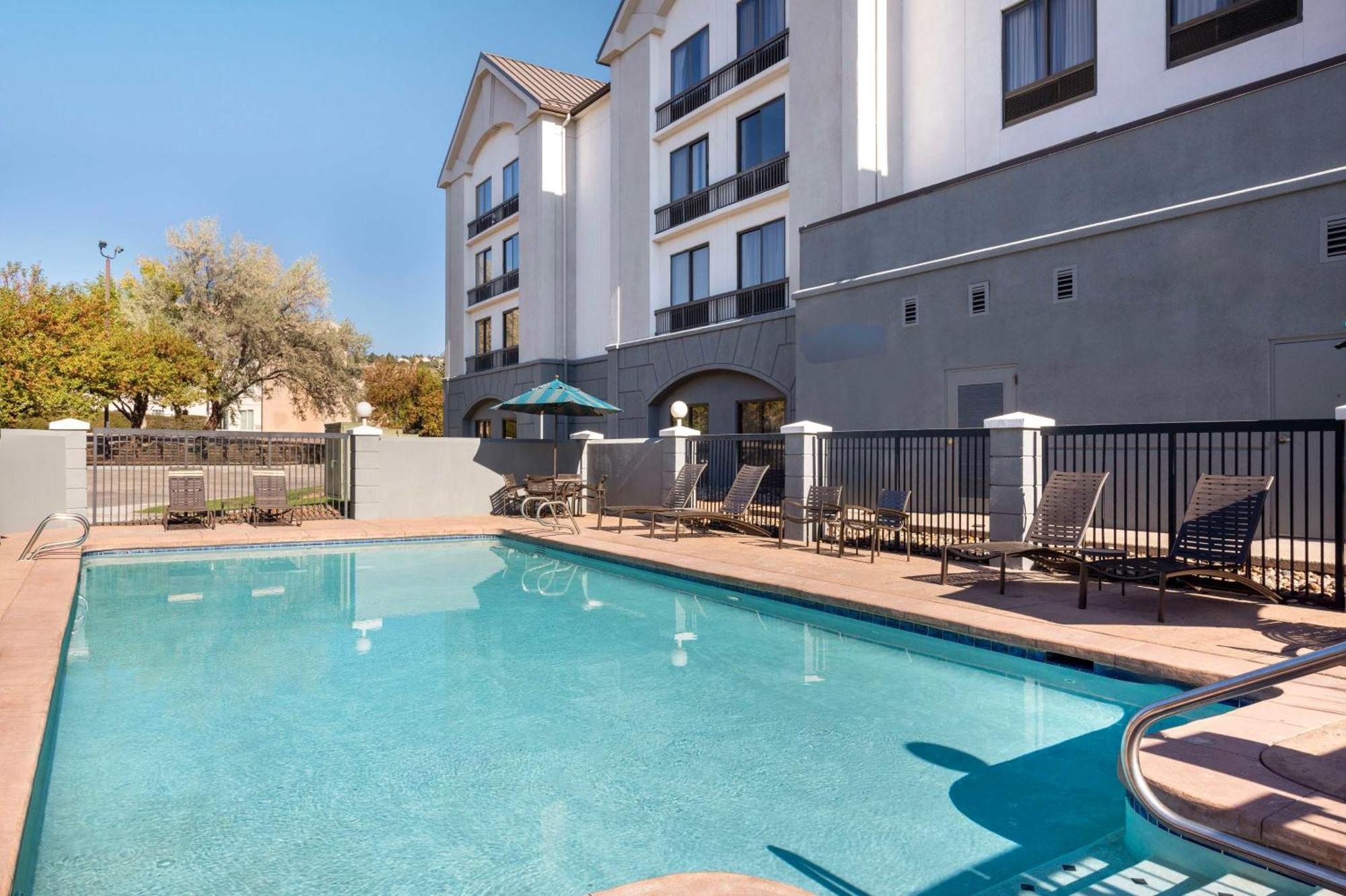 Hyatt Place Colorado Springs Garden Of The Gods Hotel Exterior photo